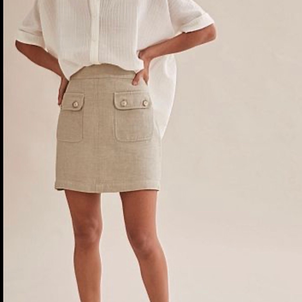 { WILLI SMITH } Light Tan Khaki Linen Skirt